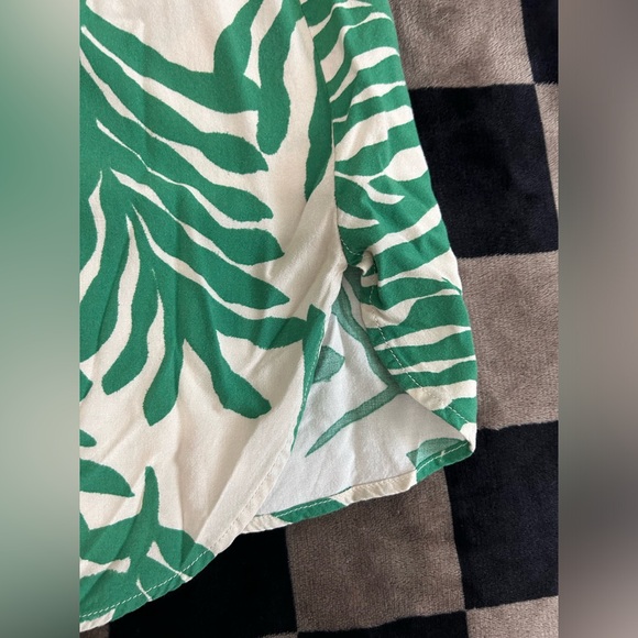 H&M Dress - Picture 7 of 7